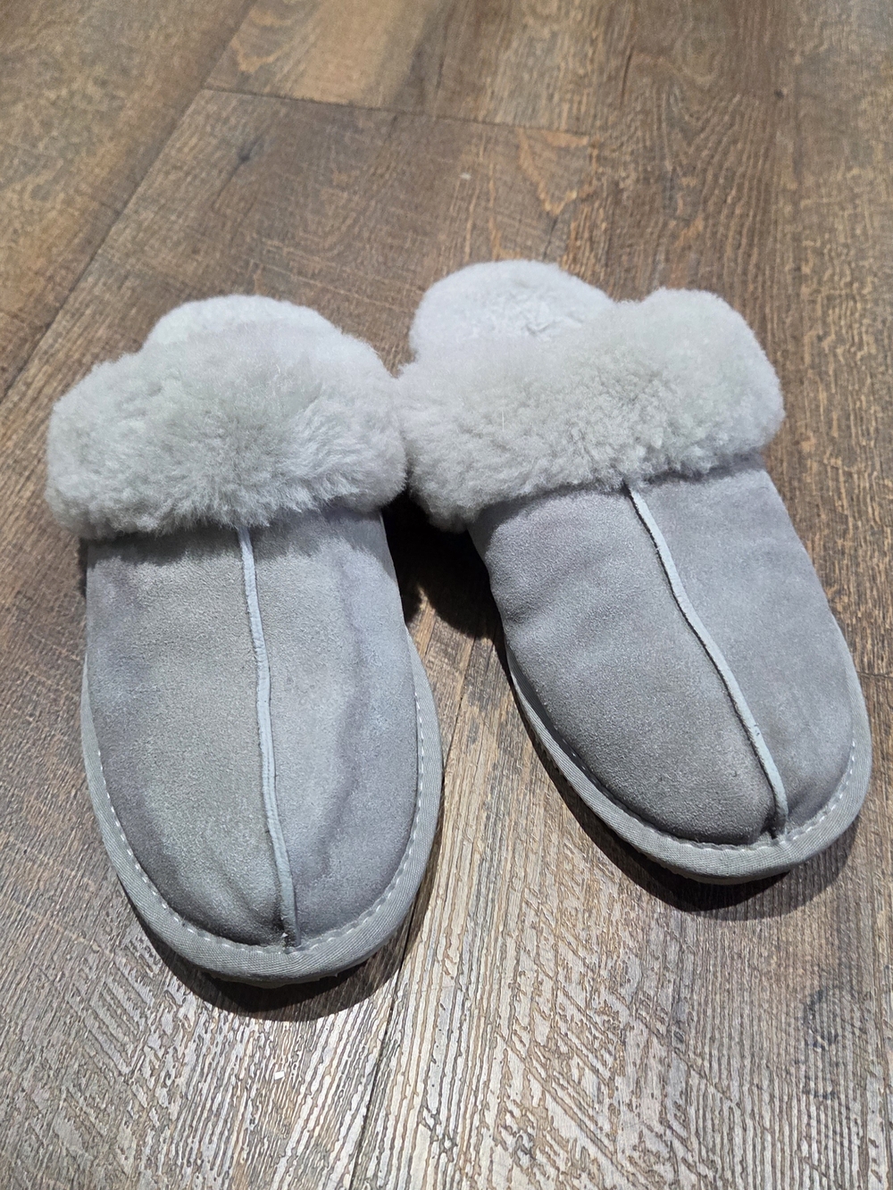 Quince Gray Shearling-Lined Suede Slip-On Slippers